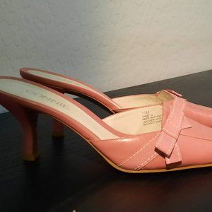 Women's Pump